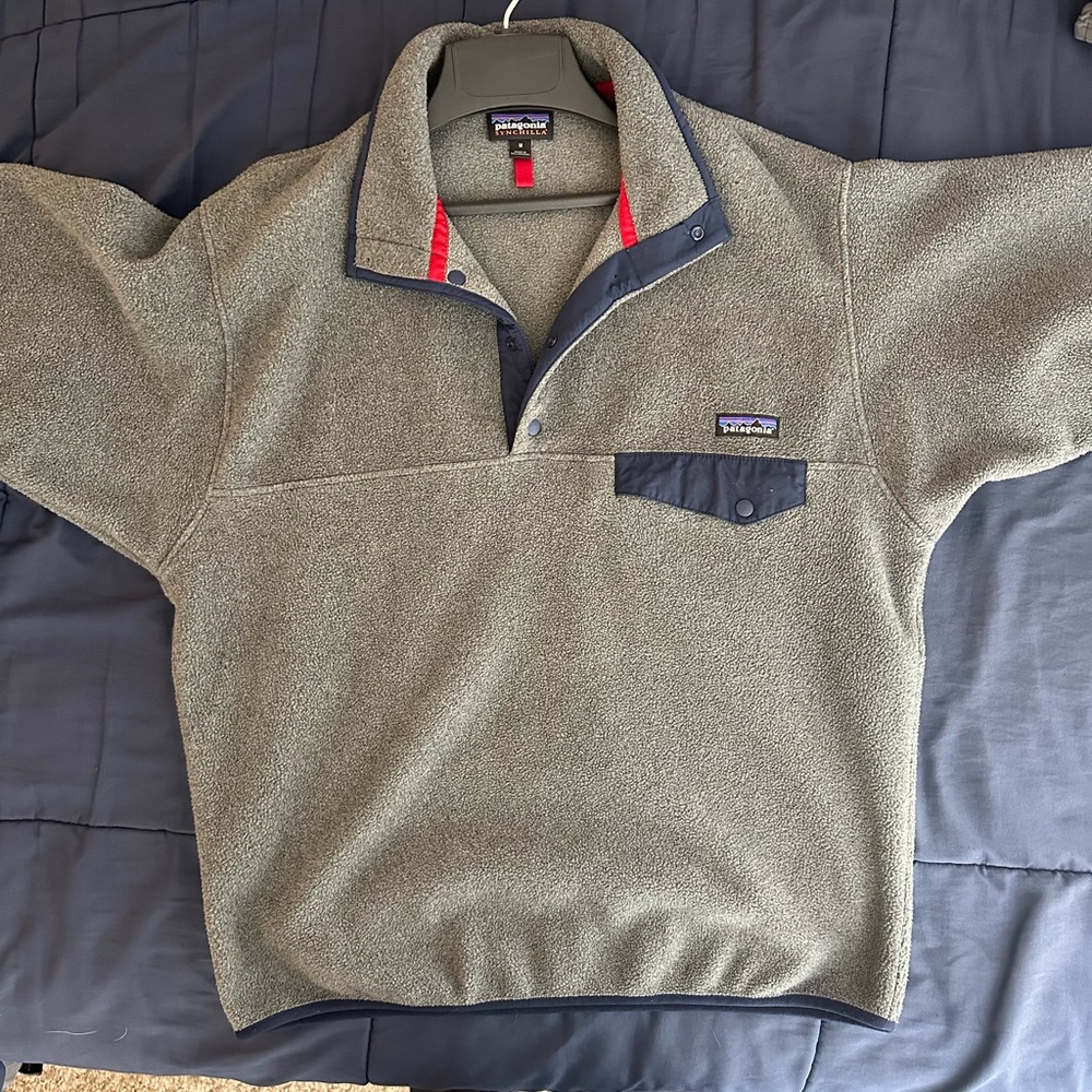 Patagonia Gray and Blue Synchilla Fleece